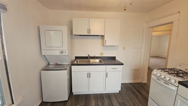 139 32nd Street NE, Cedar Rapids, IA 52402