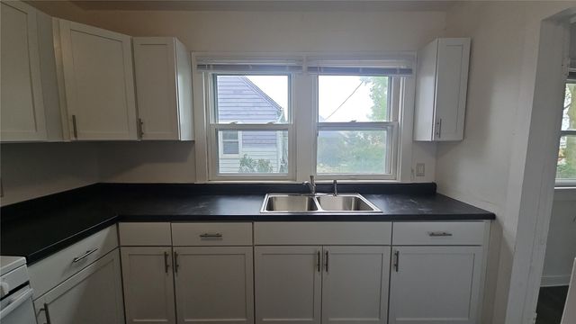 139 32nd Street NE, Cedar Rapids, IA 52402