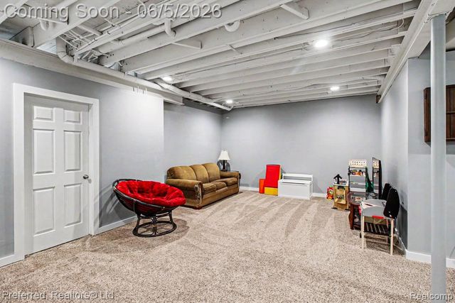 6366 Dutcher Road, Howell, MI 48843