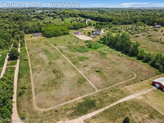 6366 Dutcher Road, Howell, MI 48843