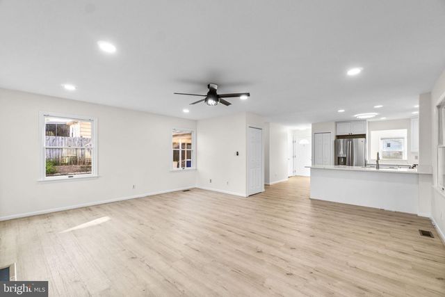 10214 BURNSIDE DR, Ellicott City, MD 21042