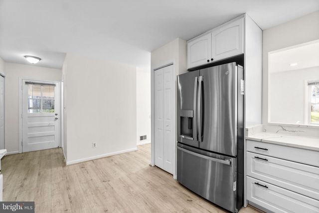 10214 BURNSIDE DR, Ellicott City, MD 21042