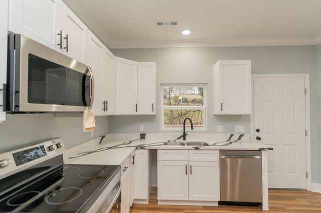 617 W 47th Street, Chattanooga, TN 37410