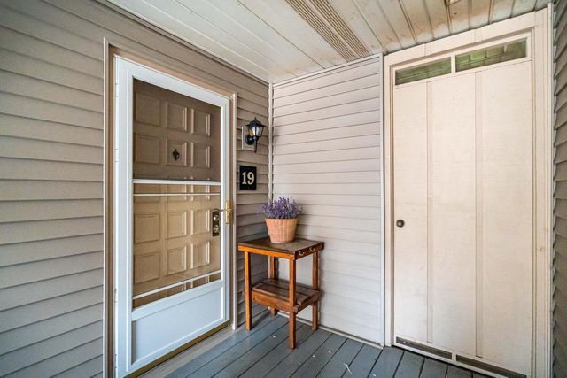 11957 W Appleton AVENUE #19, Milwaukee, WI 53224