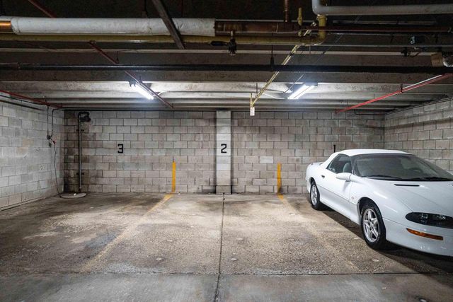 11957 W Appleton AVENUE #19, Milwaukee, WI 53224