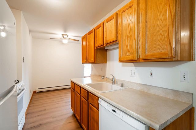 11957 W Appleton AVENUE #19, Milwaukee, WI 53224