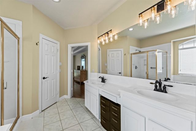 12907 Ridge Bank Lane, Houston, TX 77041