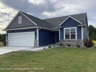 1300 Superior Drive, 1, St. Johns, MI 48879