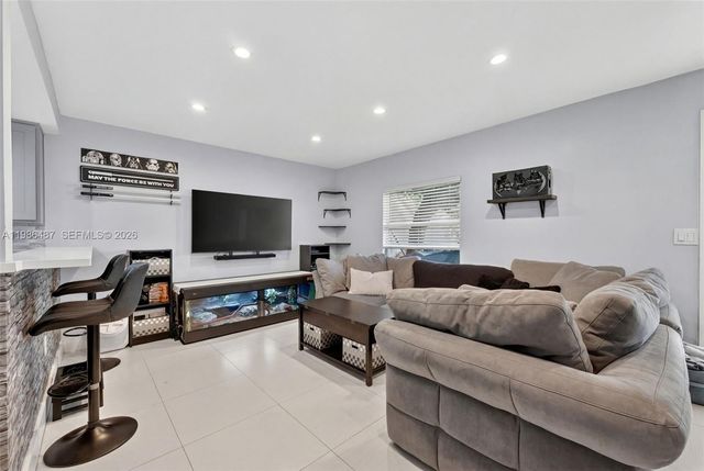 8616 SW 103rd Ave, Miami, FL 33173