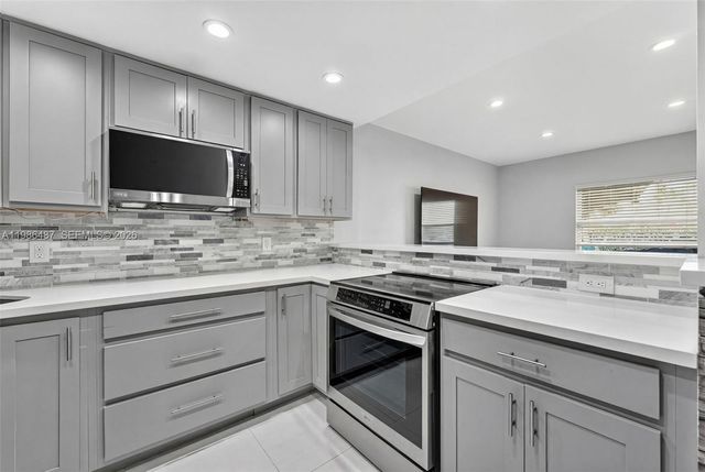 8616 SW 103rd Ave, Miami, FL 33173