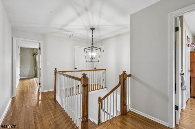 2 Barnstable Ct, Morris Twp., NJ 07960