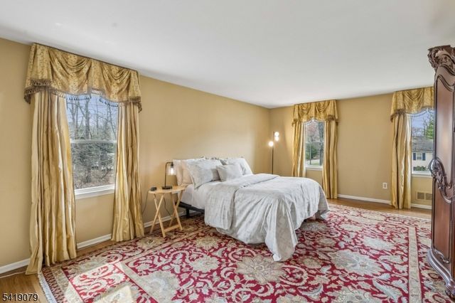 2 Barnstable Ct, Morris Twp., NJ 07960