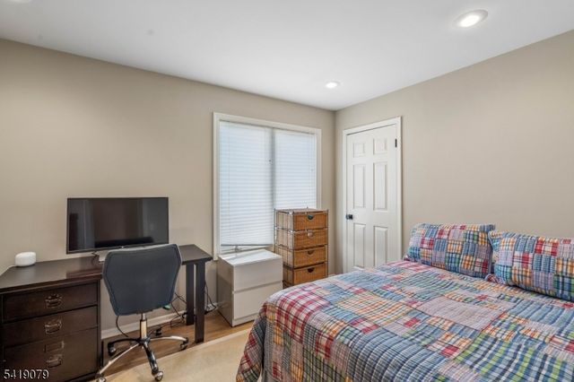 2 Barnstable Ct, Morris Twp., NJ 07960