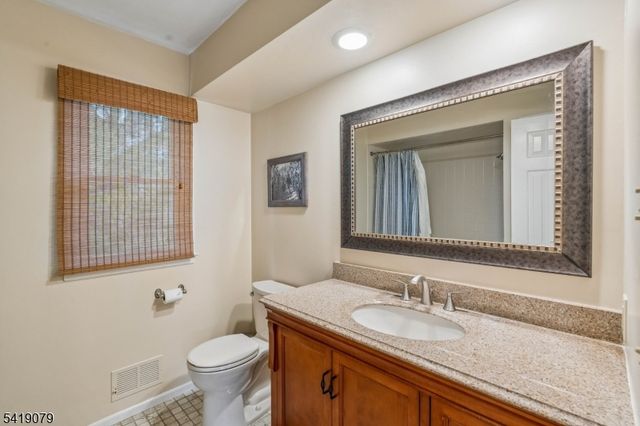 2 Barnstable Ct, Morris Twp., NJ 07960