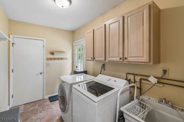 2 Barnstable Ct, Morris Twp., NJ 07960