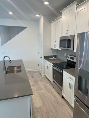 11233 LISTENING DRIVE, Orlando, FL 32832