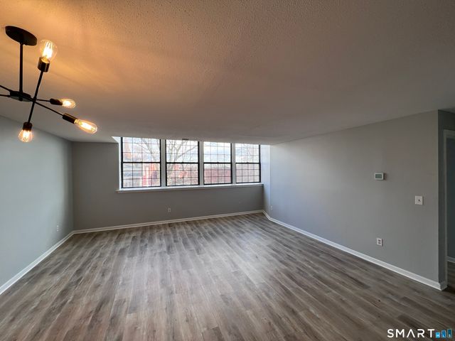 15 Prospect Street 9, New Britain, CT 06051