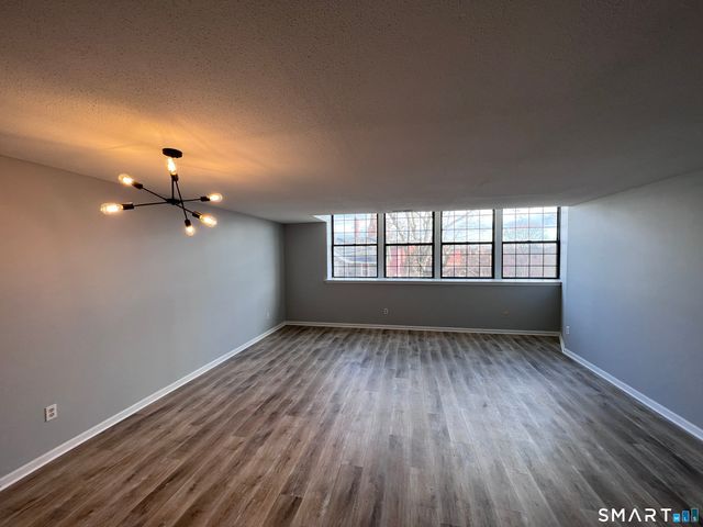 15 Prospect Street 9, New Britain, CT 06051