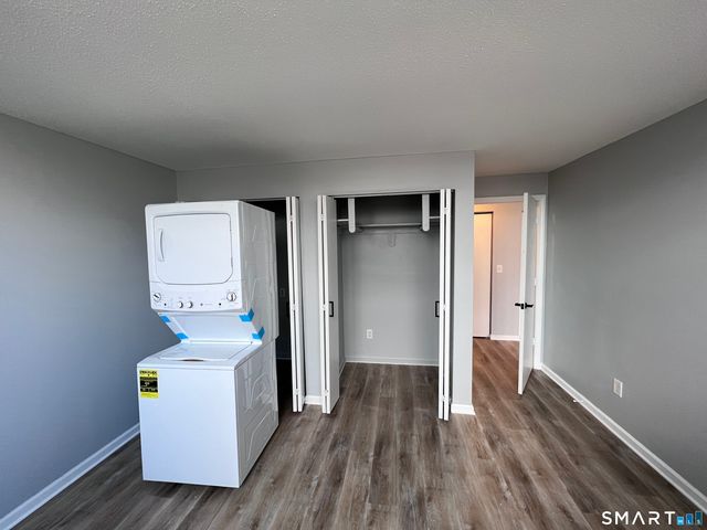 15 Prospect Street 9, New Britain, CT 06051