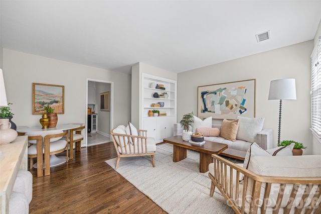 419 Wakefield Drive D, Charlotte, NC 28209