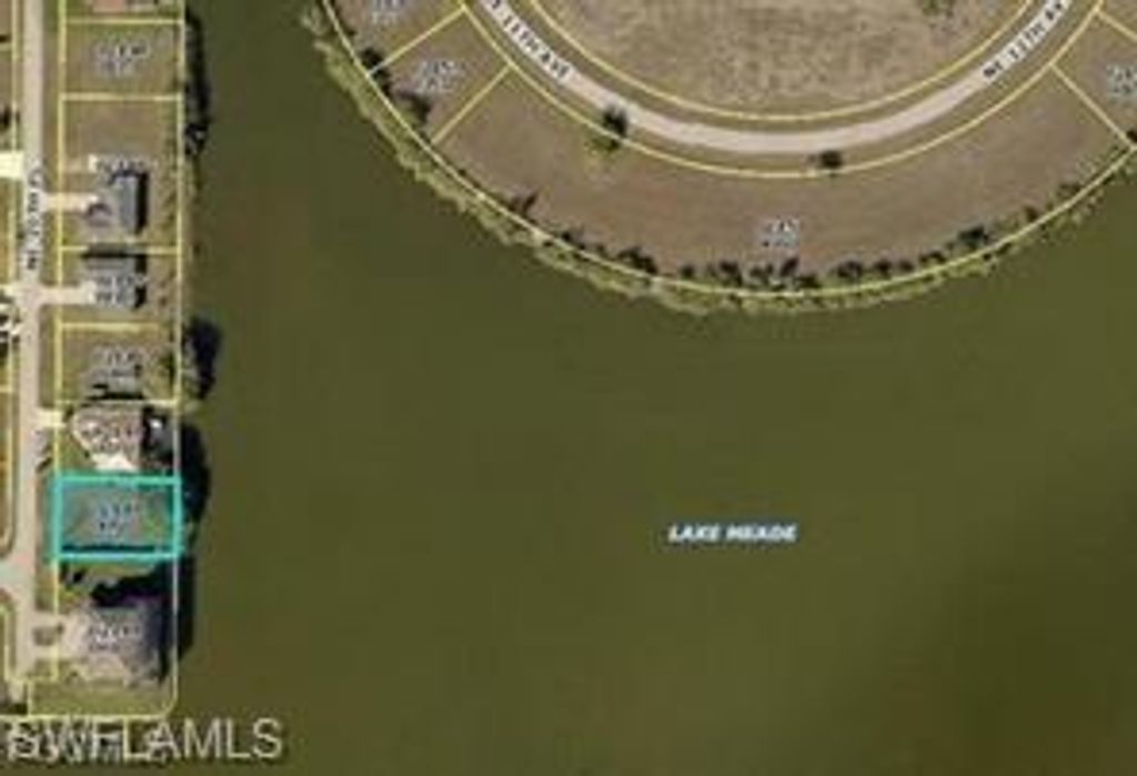 2009 NE 10th PL, Cape Coral, FL 33909