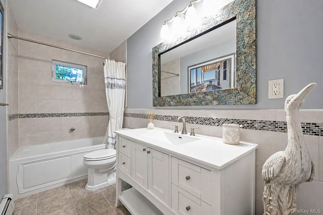 45 Reeves Road, Center Moriches, NY 11934