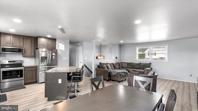 6700 YATARUBA DR, Baltimore, MD 21207