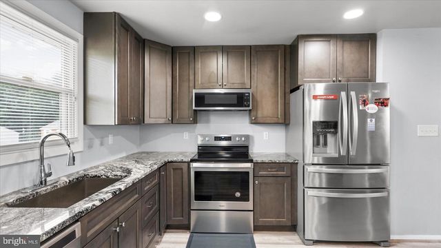 6700 YATARUBA DR, Baltimore, MD 21207