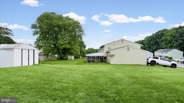 6700 YATARUBA DR, Baltimore, MD 21207