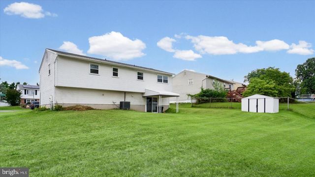 6700 YATARUBA DR, Baltimore, MD 21207