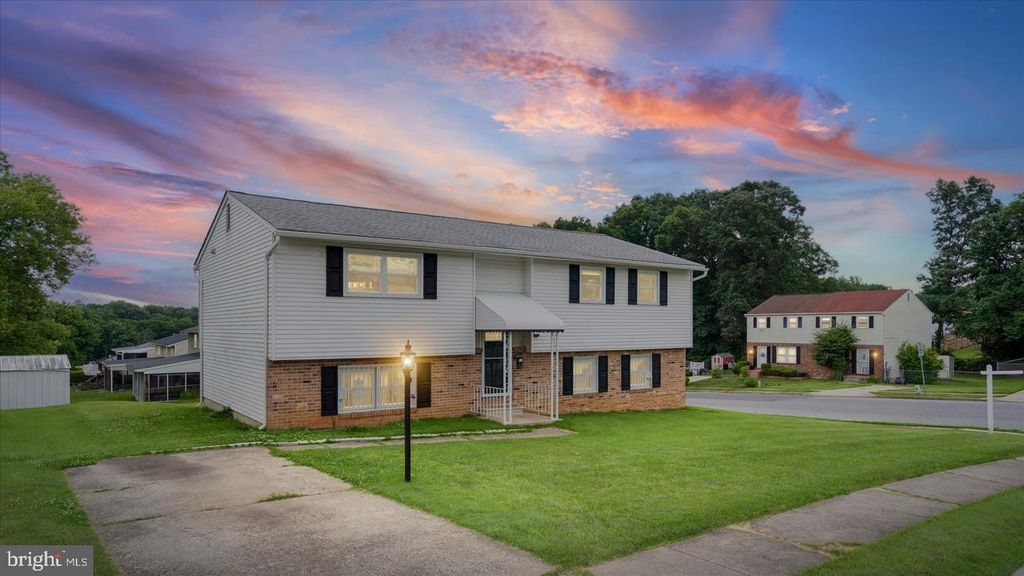 6700 YATARUBA DR, Baltimore, MD 21207