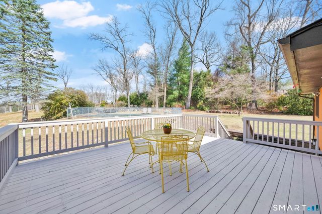 3 Standish Road, Ellington, CT 06029