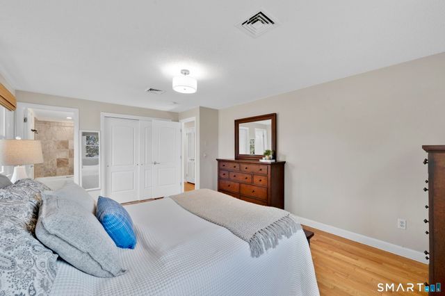 3 Standish Road, Ellington, CT 06029