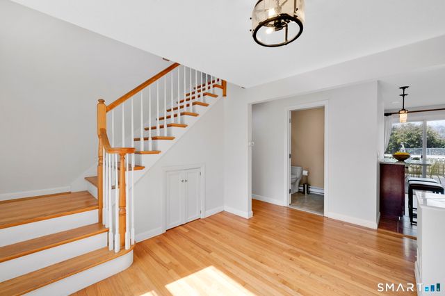 3 Standish Road, Ellington, CT 06029