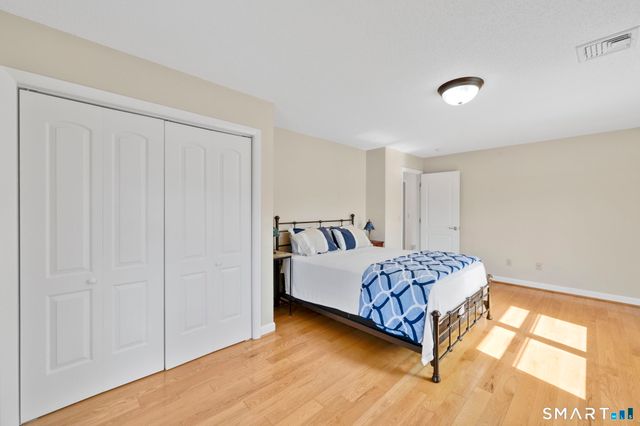 3 Standish Road, Ellington, CT 06029