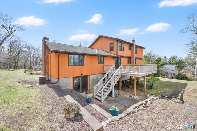 3 Standish Road, Ellington, CT 06029