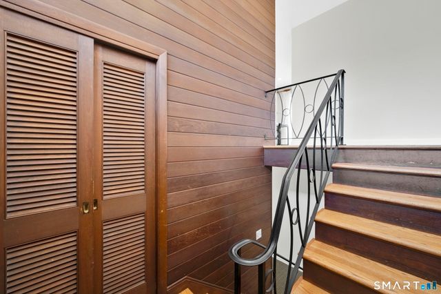 3 Standish Road, Ellington, CT 06029