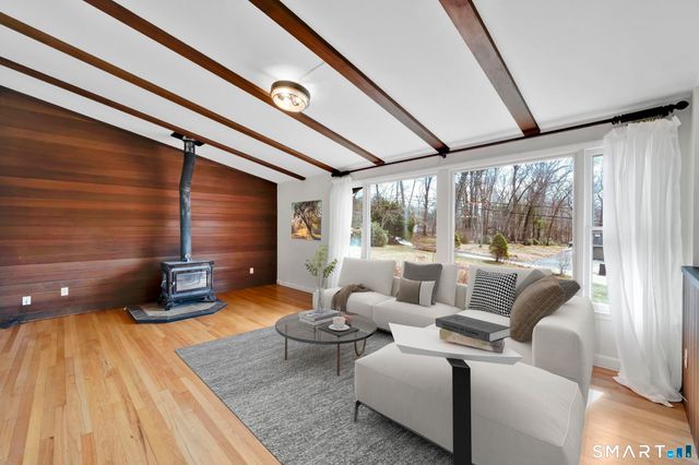 3 Standish Road, Ellington, CT 06029