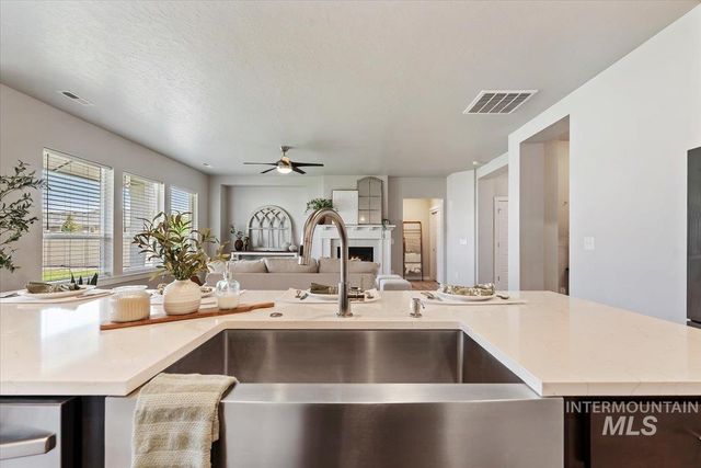 17421 N Santimon Way, Nampa, ID 83687