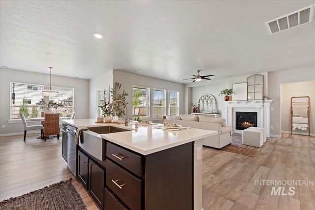 17421 N Santimon Way, Nampa, ID 83687