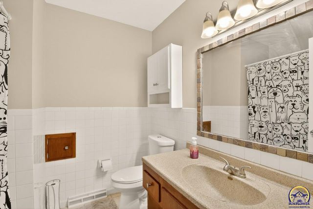 4535 SE Pawnee DR, Berryton, KS 66409