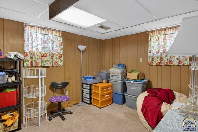 4535 SE Pawnee DR, Berryton, KS 66409