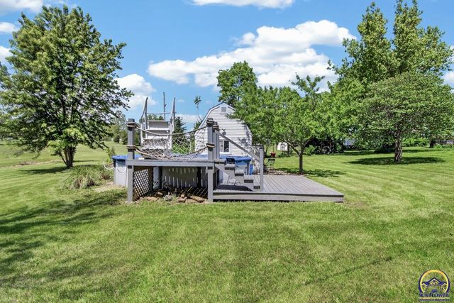4535 SE Pawnee DR, Berryton, KS 66409