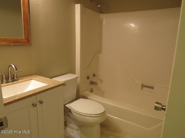 111 Village Circle, Jacksonville, NC 28546