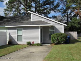 111 Village Circle, Jacksonville, NC 28546