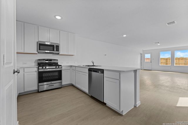 3777 Swift Fox Rd, New Braunfels, TX 78130