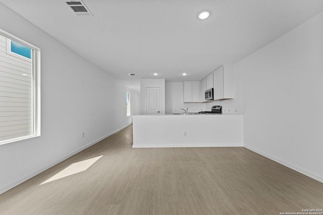 3777 Swift Fox Rd, New Braunfels, TX 78130