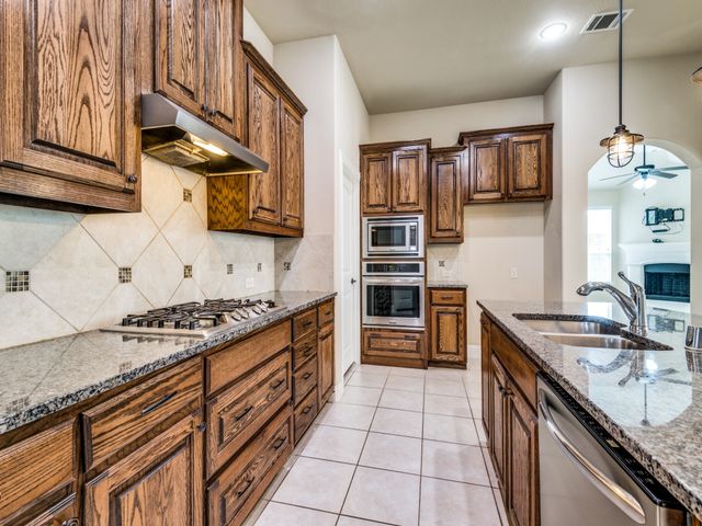 820 Callcott Street, Mckinney, TX 75072