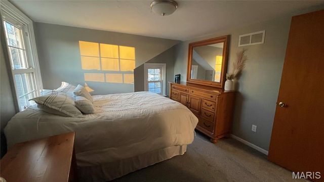 217 Creve Coeur Avenue, Manchester, MO 63011