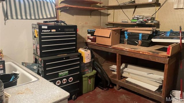 217 Creve Coeur Avenue, Manchester, MO 63011